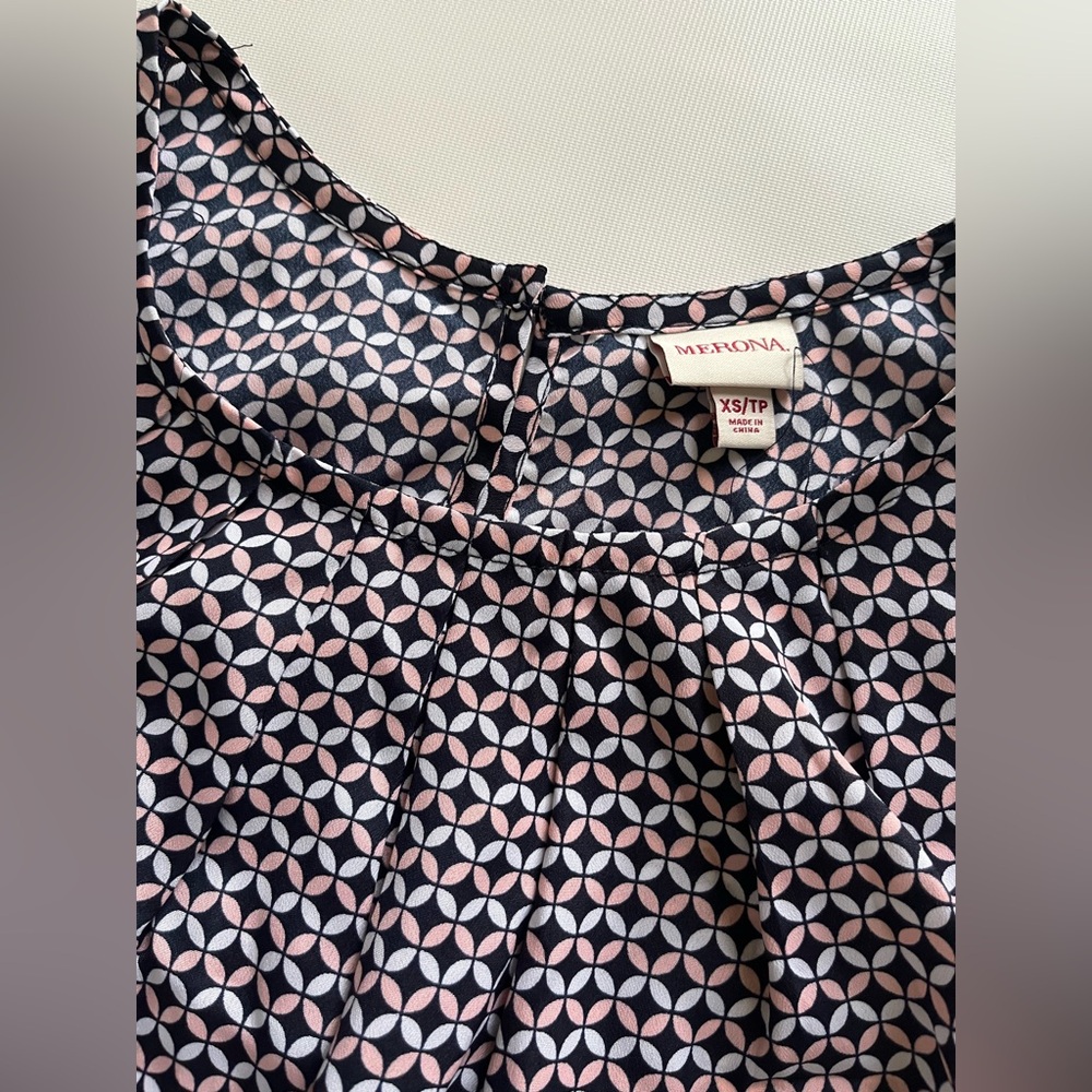 Merona Black and White Geometric Blouse - Picture 2 of 3